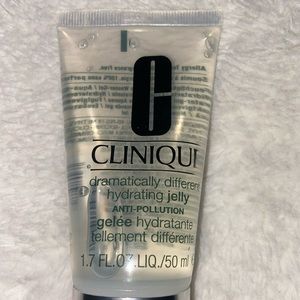 Clinique dramatically different hydrating jelly